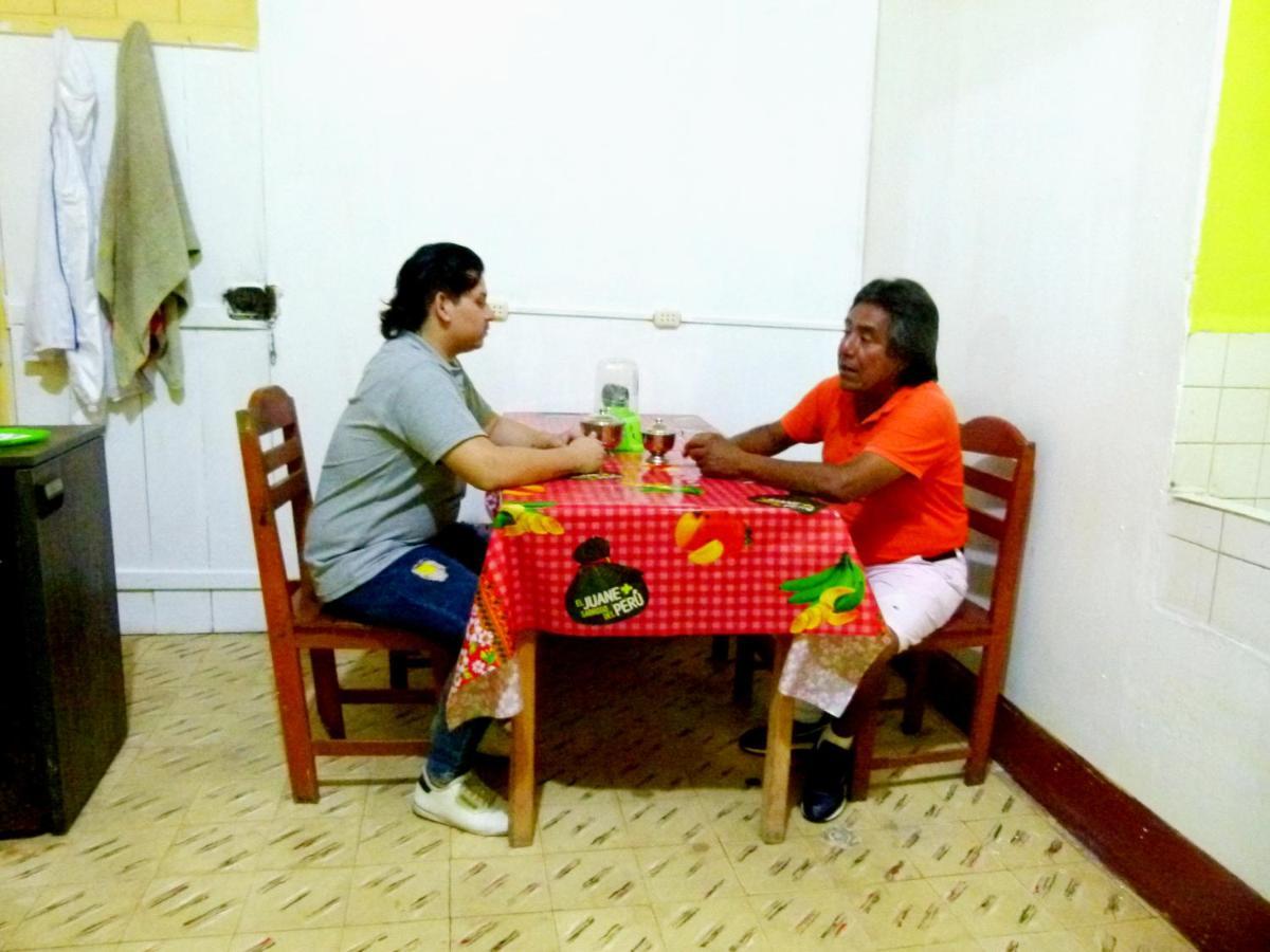 Bed and Breakfast A&T Amazon Backpacker'S Iquitos Exterior foto
