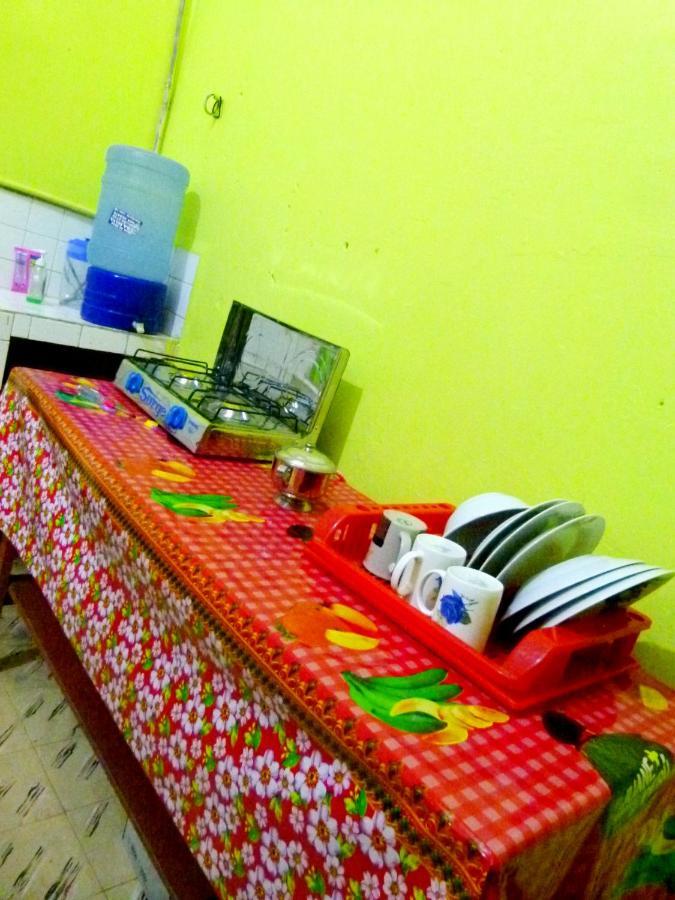 Bed and Breakfast A&T Amazon Backpacker'S Iquitos Exterior foto
