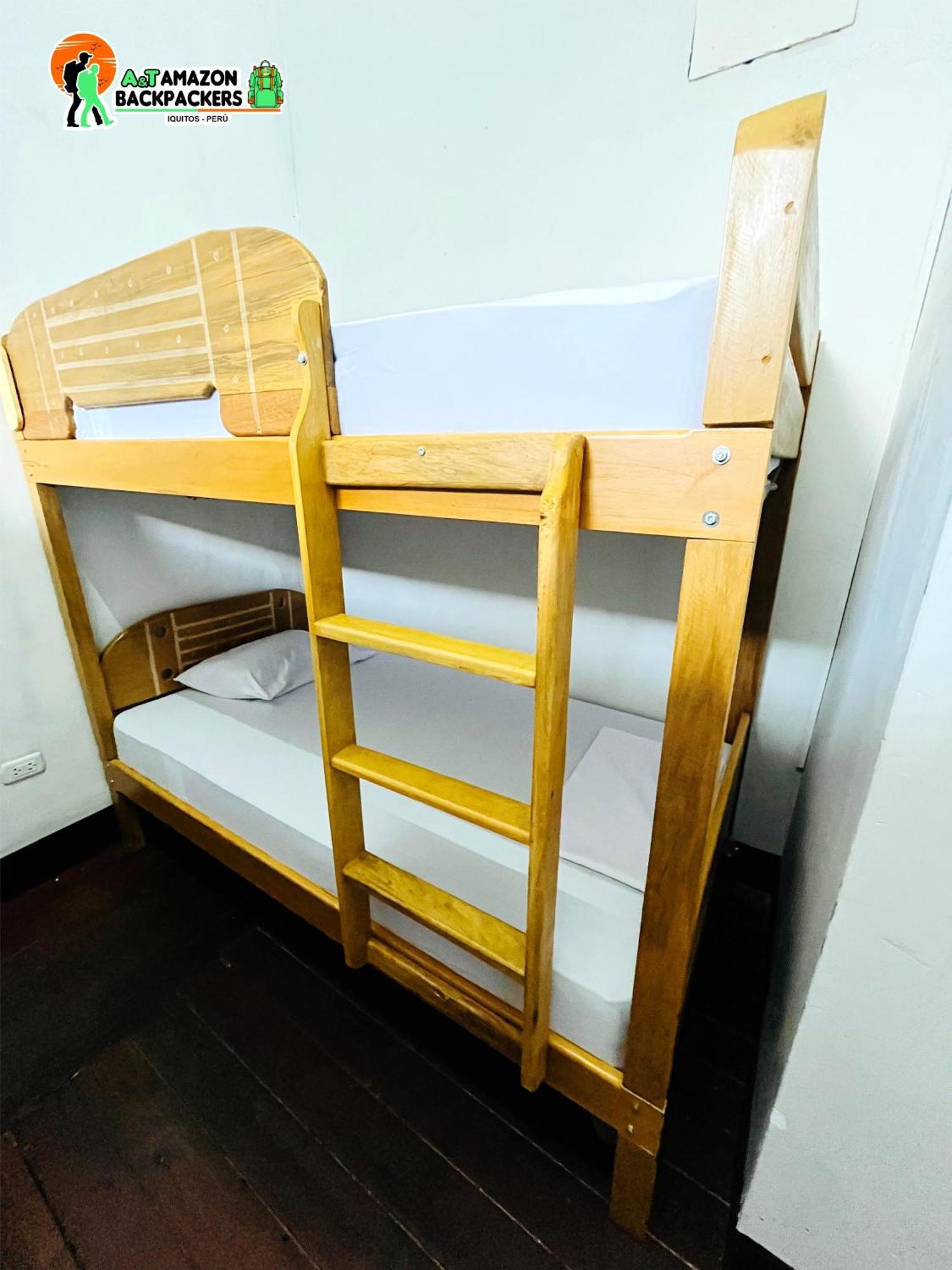 Bed and Breakfast A&T Amazon Backpacker'S Iquitos Exterior foto